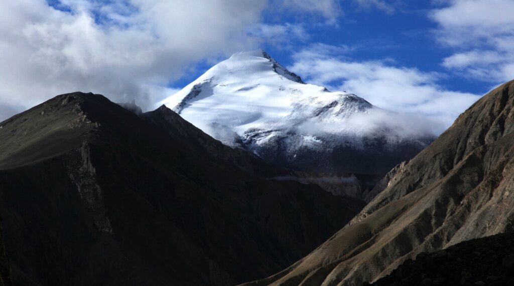 Kang Yatze (6,400 metres), the highest mountain in the north Zanskar range.