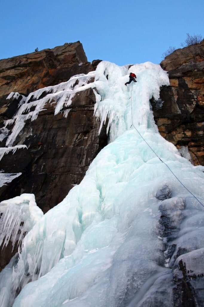 More classic Cogne ice: Ian Parnell reaches the upper pillar of the simply superb Patri Droite (WI4+).