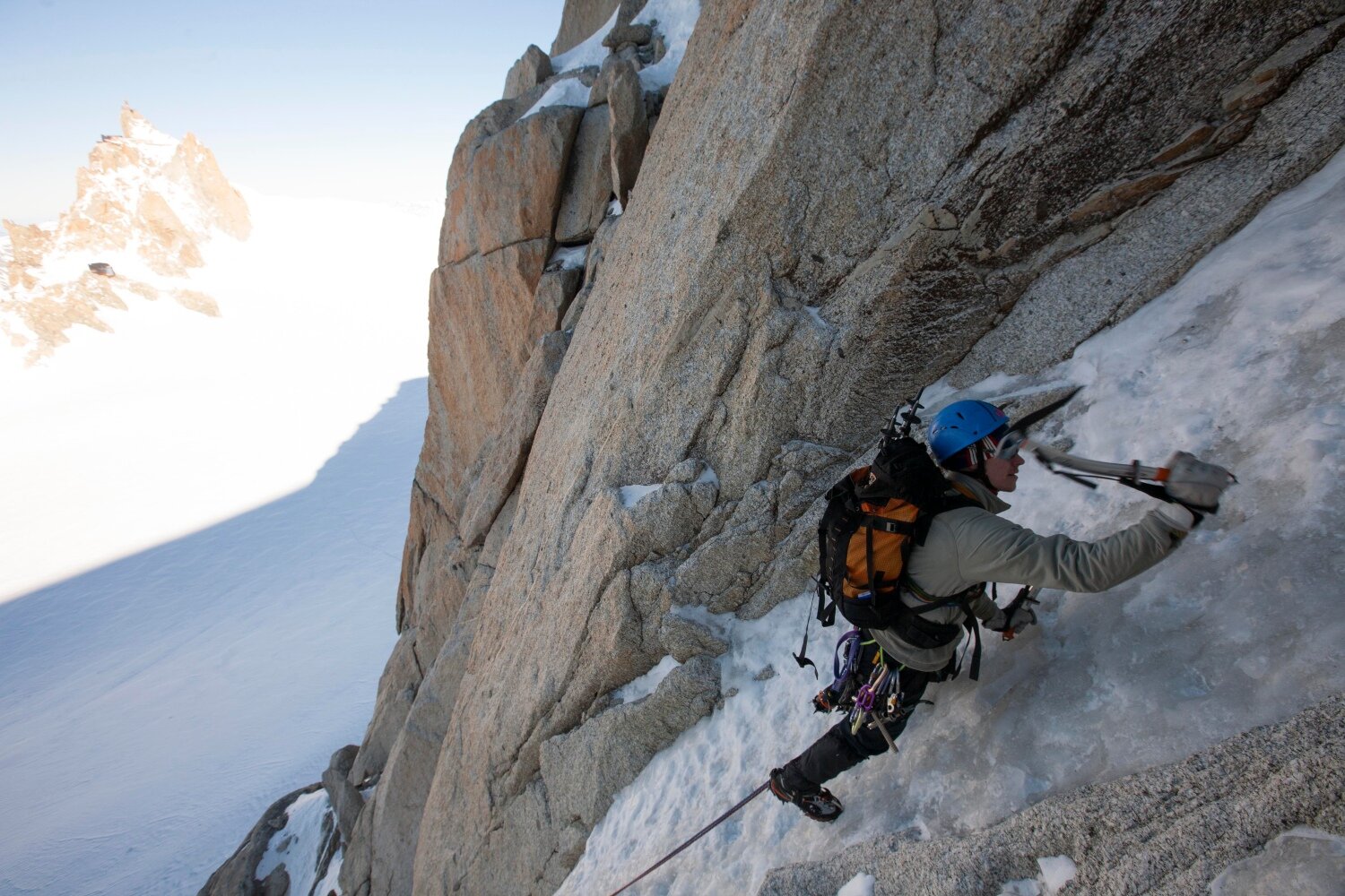 Excellent late season conditions on the crux 4th pitch of the Chèré Couloir (D4, 350m), one of a number of classic alpine ice routes on Mont Blanc du Tacul, high above Chamonix. The route commands an awesome position above the glacier, looking across to Cosmiques and L’Aiguille du Midi; it is a popular introduction to the more technical mountain ice routes in the Western Alps.