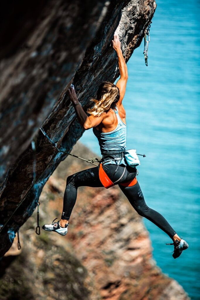 Top British sport climber Rhoslyn Frugtniet was pushing boundaries close to home in summer 2020. Sending Poppy, a notoriously bouldery, powerful and technical 8b+ at Ansteys Cove, Devon, was been one of her many achievements recently.