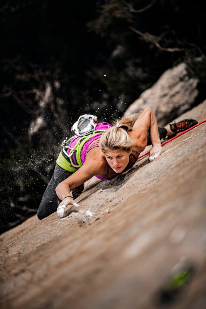 The ‘never give up’ attitude is not unfamiliar to Svana Bjarnasson. After losing pretty much all the skin on her hands, she opted for Homeage a Catalunya - a tricky 7b+ slab at Abella de la Conca in Catalonia, Spain. The moves in the photo required no more than half a fingertip - all the skin she had left.