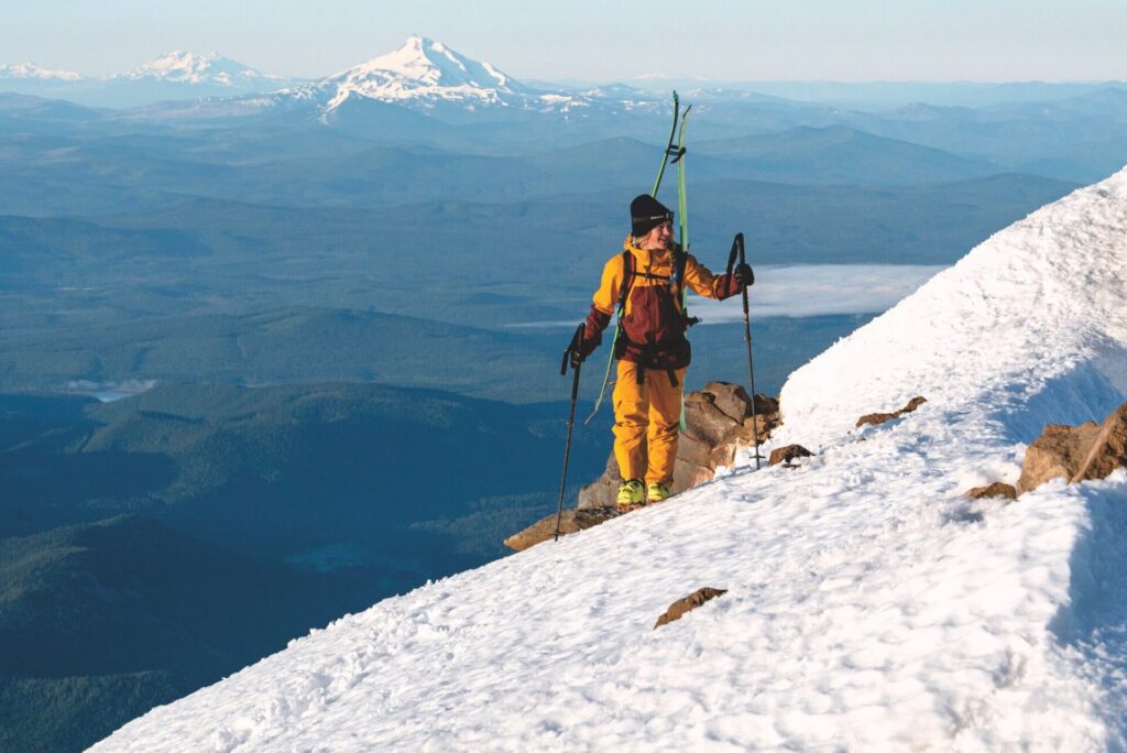 Michelle Parker bootpacks up into the alpine during a multi-disciplinary bikepacking and ski-mountaineering journey from the Tahoe region (USA) into northern Washington state in June 2020. Along with her expedition partner Cody Townsend, Parker climbed and skied Mt. Hood, Mt. Rainier and El Dorado Peak during the month-long, 1,000 mile expedition. © Bjane Salen / Red Bull