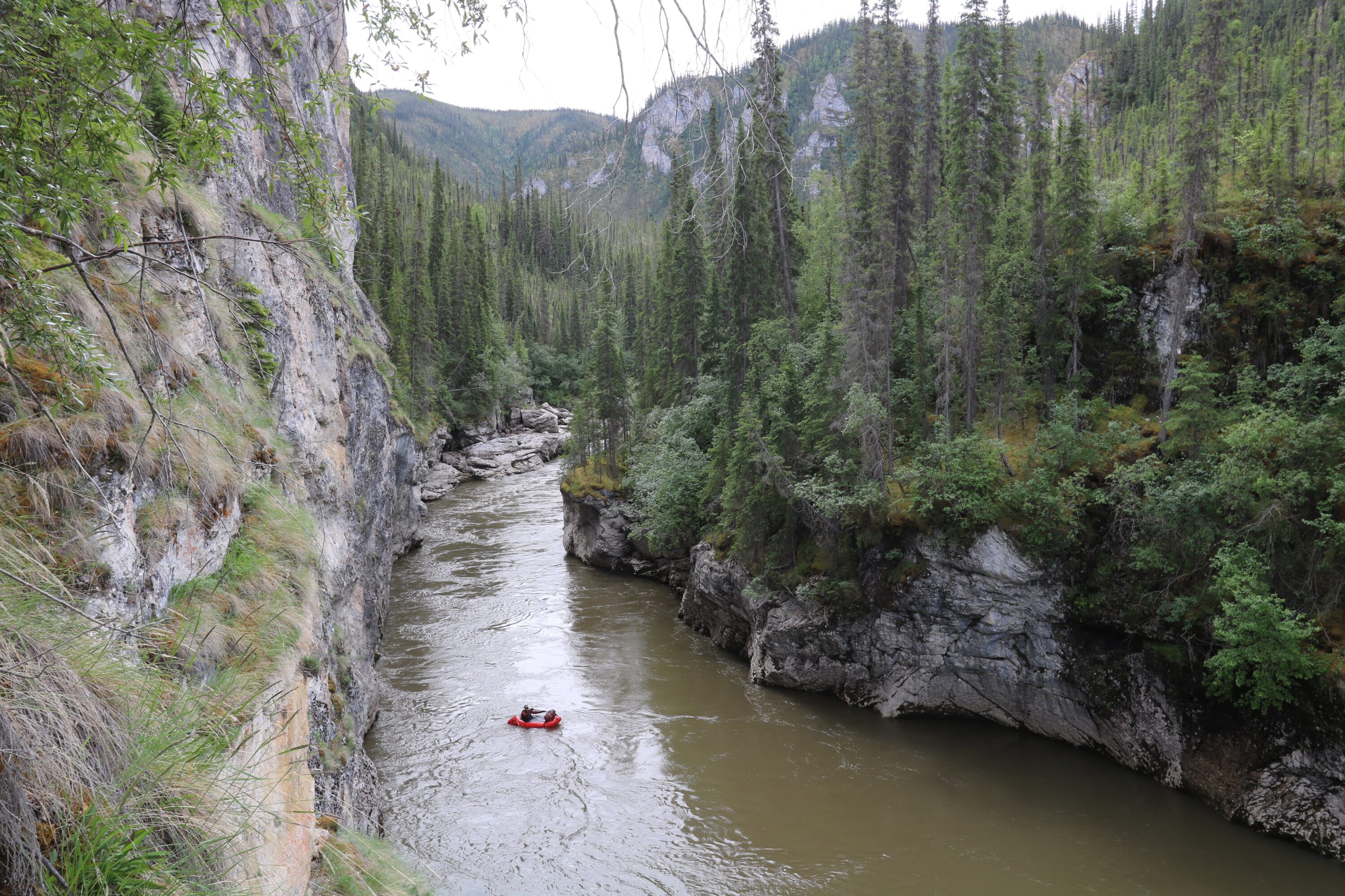 Ueli Staub running the Mother Bear Canyon above the waterfall.