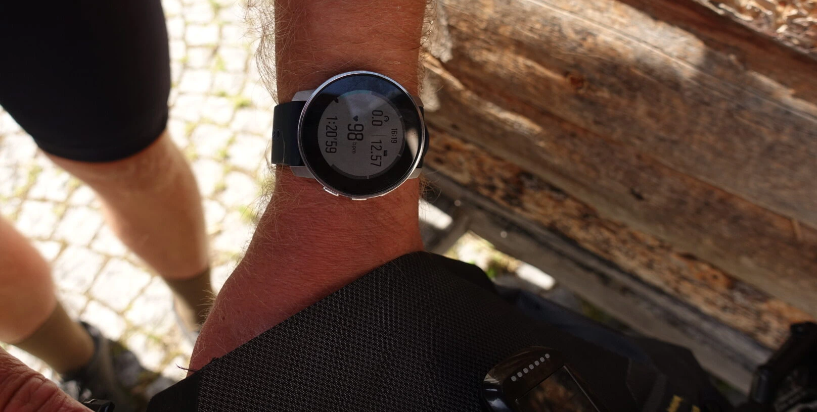 Suunto 5 Peak: New version of outdoor smartwatch arrives with a lighter  design and for a lower price -  News