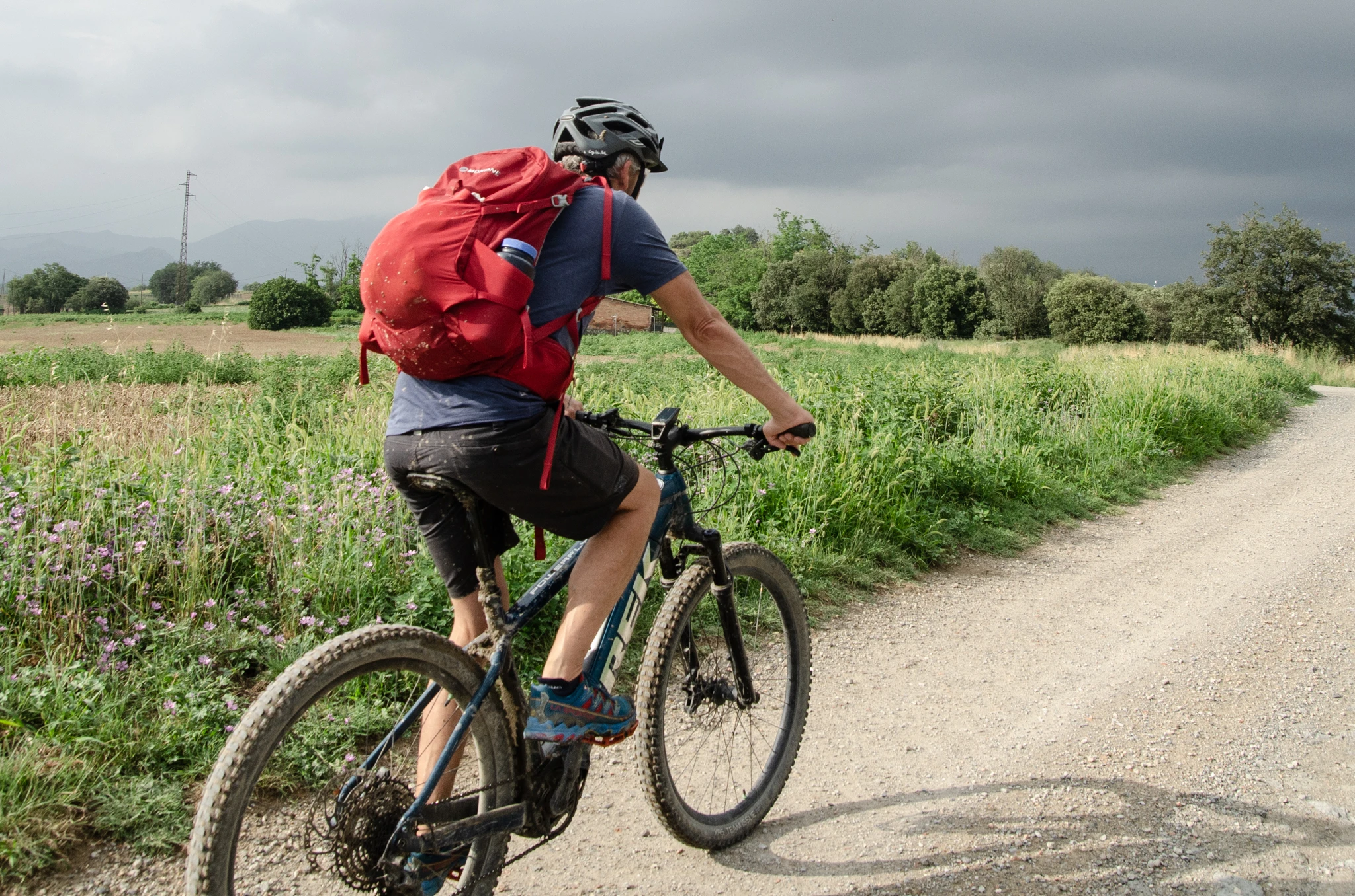 Review: Montane Azote 25 Backpack - BASE Magazine