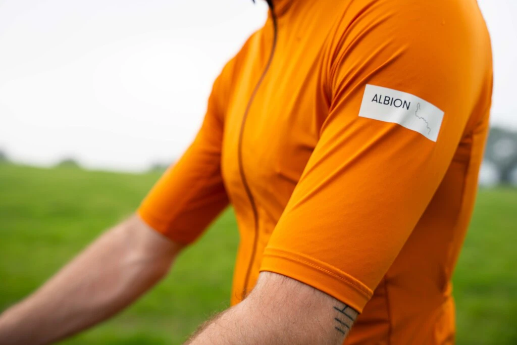 ウェア Rapha MEN'S EXPLORE LIGHTWEIGHT GILET Review: Rapha Men's Explore Lightweight Gilet - BASE Magazine