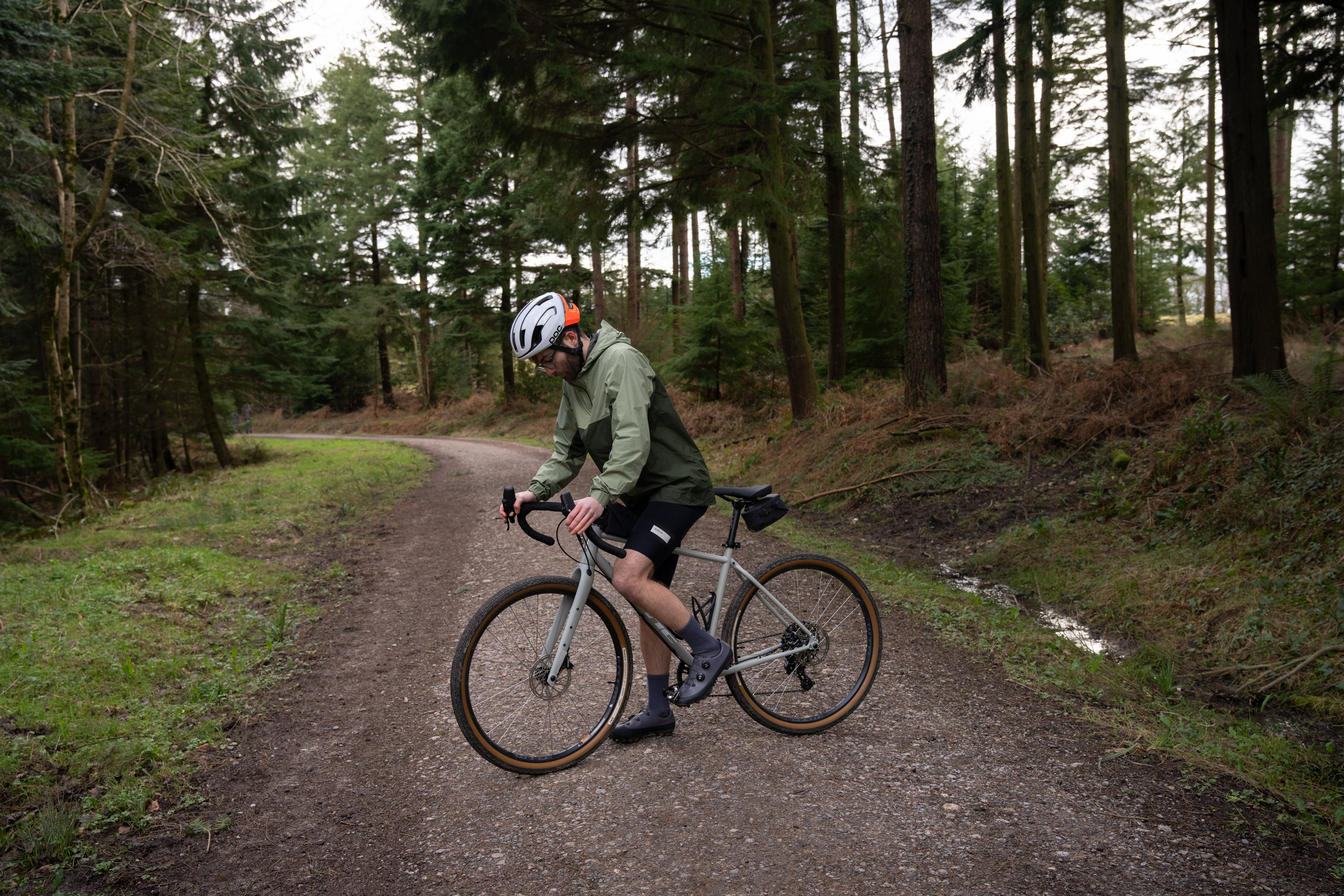 Review Rapha Men s Explore Lightweight Gore Tex Jacket BASE Magazine